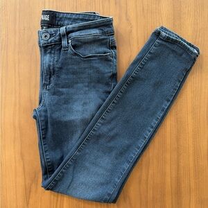 Paige Jeans Verdugo Ankle Skinny Jean Size 27